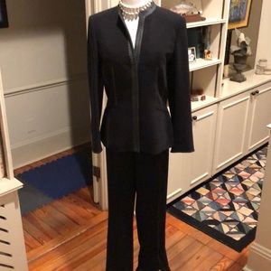 🤩Albert Nipon 2 piece dress pant suit👀